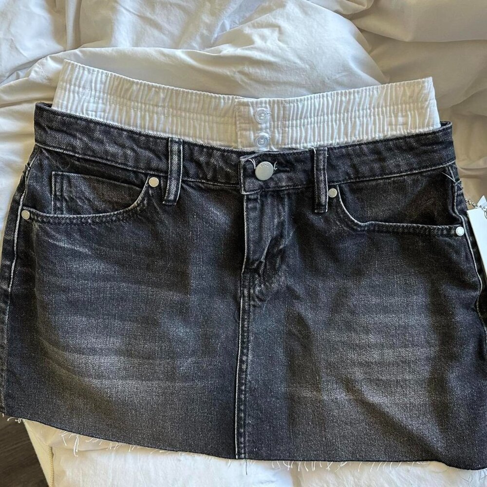 Women's Black Skirt